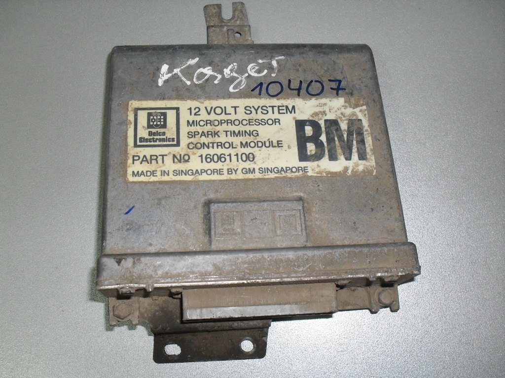 Opel Kadett E (1984 - 1994) Блок управления двигателем (зажиганием 16061100 BM)