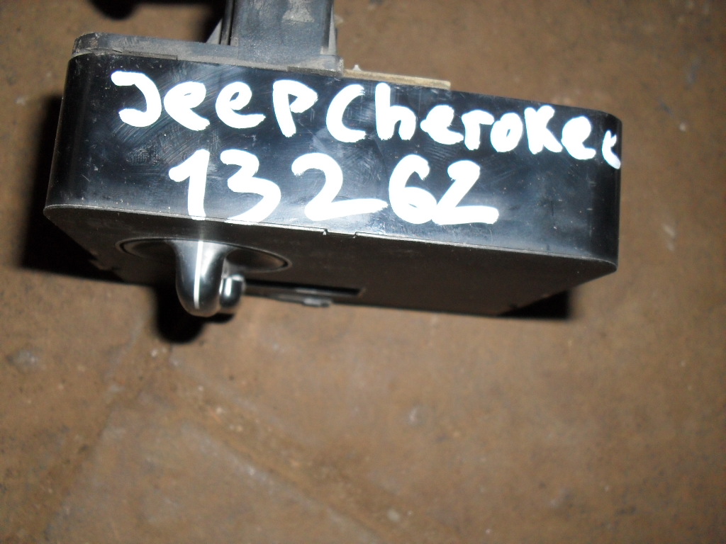 Chrysler Jeep Grand Cherokee (1993 - 1998) Переключатель света фар (95, дефект корпуса(трещина))