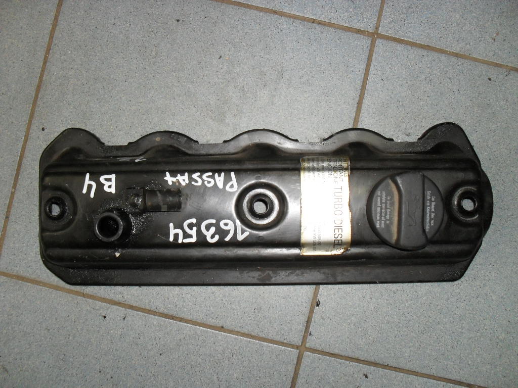 VW Passat [B4] (1994 - 1996) Крышка головки блока (клапанная) (1z)