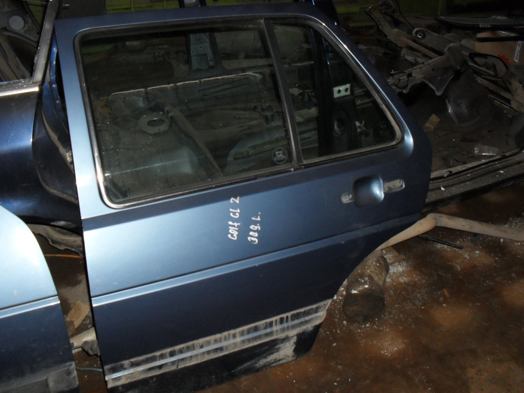 VW Golf II/Jetta II (1983 - 1992) Стекло двери задней левой ()