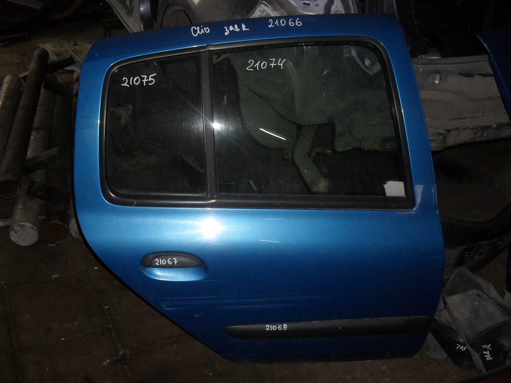 Renault Clio/Symbol (1998 - 2008) Стекло двери задней правой (форточка) ()