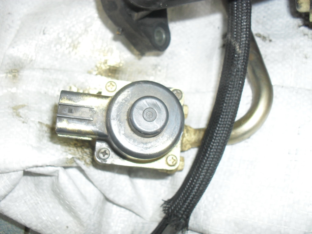 Suzuki Grand Vitara (2006 - 2012) Клапан рециркуляции выхлопных газов EGR (J20A)
