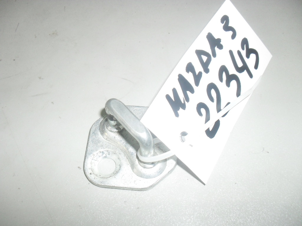Mazda Mazda 3 (BK) (2002 - 2009) Ответная часть замка двери (ЗАД ПРАВ)