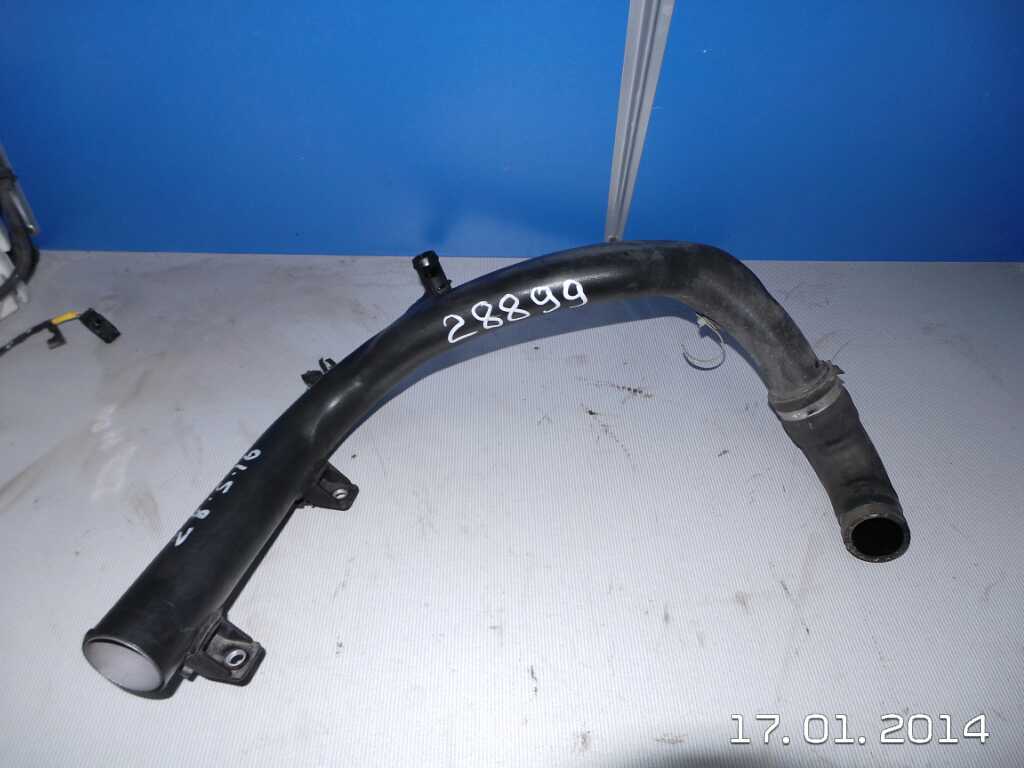 Opel Astra H (2004 - 2010) Патрубок воздушного фильтра (55561450, 1.3 TDI, Z13DTH, К ТУРБИНЕ)