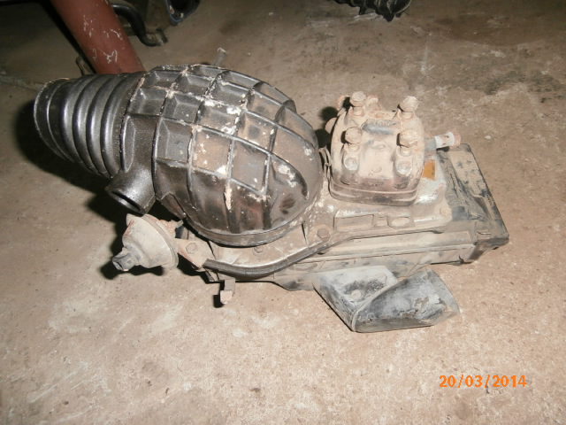 VW Golf II/Jetta II (1983 - 1992) Корпус воздушного фильтра (027133837F)