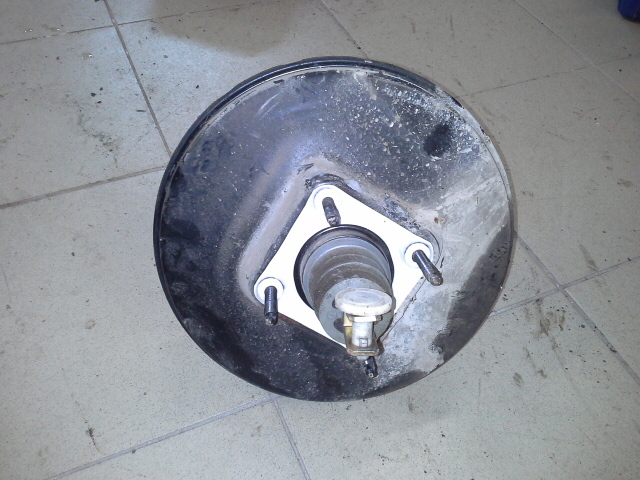 Ford Focus II (2005 - 2008) Усилитель тормозов вакуумный ()